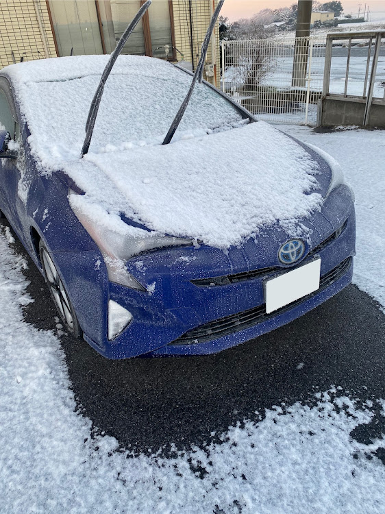 プリウスのプリウス50・雪・路面凍結に注意に関するカスタム事例の投稿画像2枚目