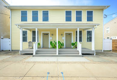 House with terrace 1