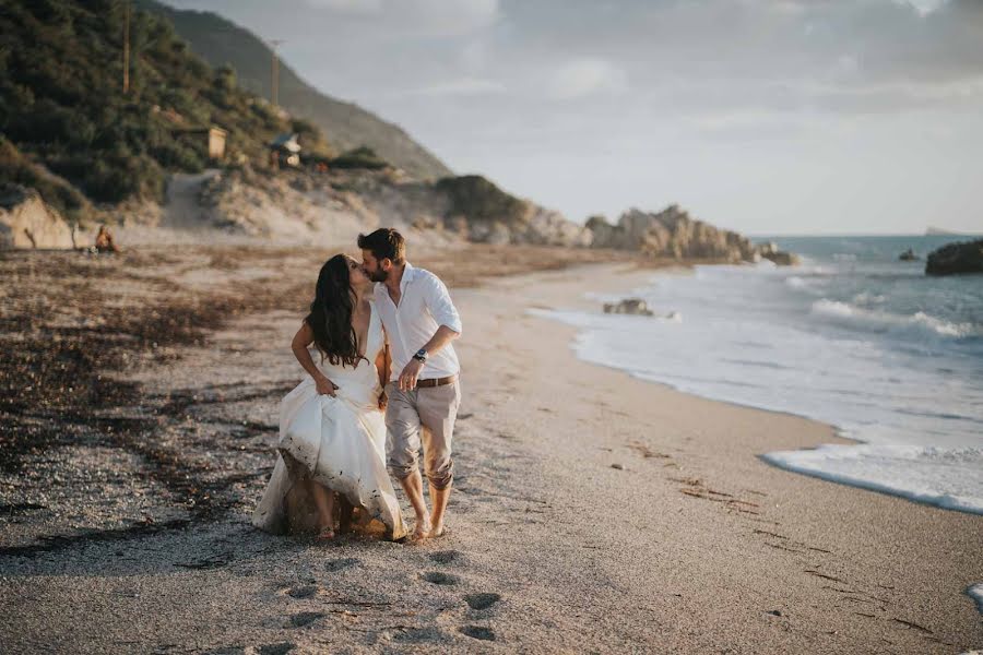 結婚式の写真家Ειρήνη Μπενέκου (irenebenekou)。2023 6月12日の写真