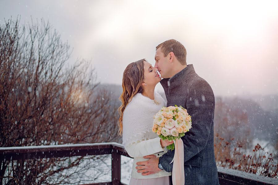 Fotografo di matrimoni Olga Starostina (olgastarostina). Foto del 25 febbraio 2017