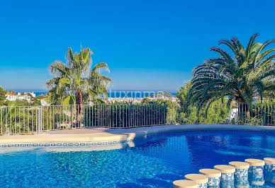 House with pool and terrace 2