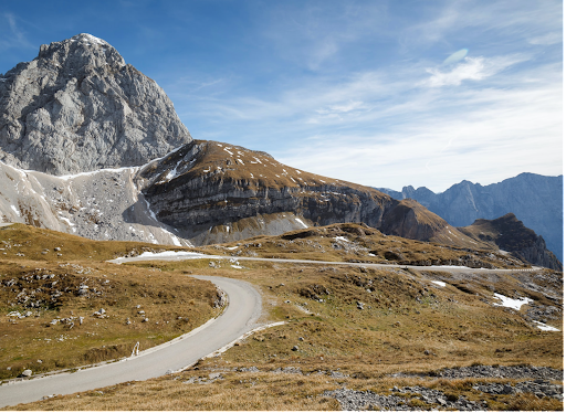 Alpes à moto avec France Moto Voyages