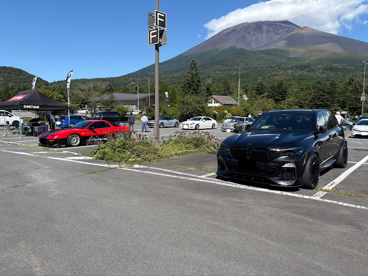 スカイラインのCARTUNE Casual Meets・Casual meets・水ヶ塚公園駐車場に関するカスタム事例の投稿画像2枚目