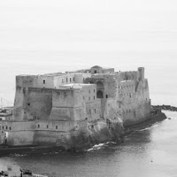 Castel dell Ovo di 