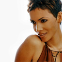 Hallepedia: Halle Berry for Wikipedia chrome extension