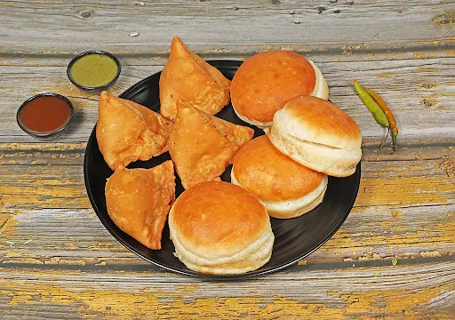 Samosa Pav [4 Pav] Combo