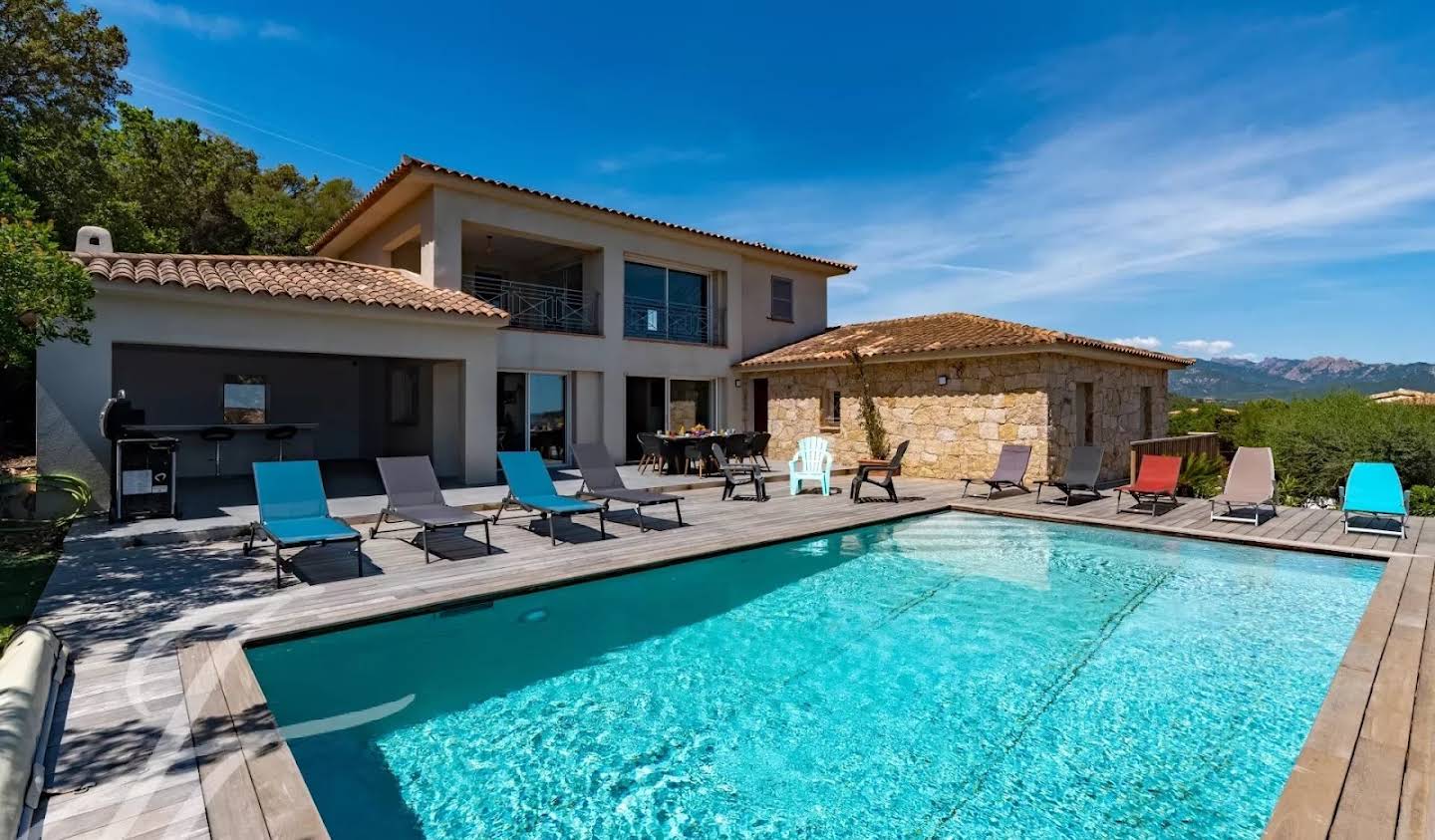 Villa avec piscine et terrasse Sainte lucie de porto vecchio