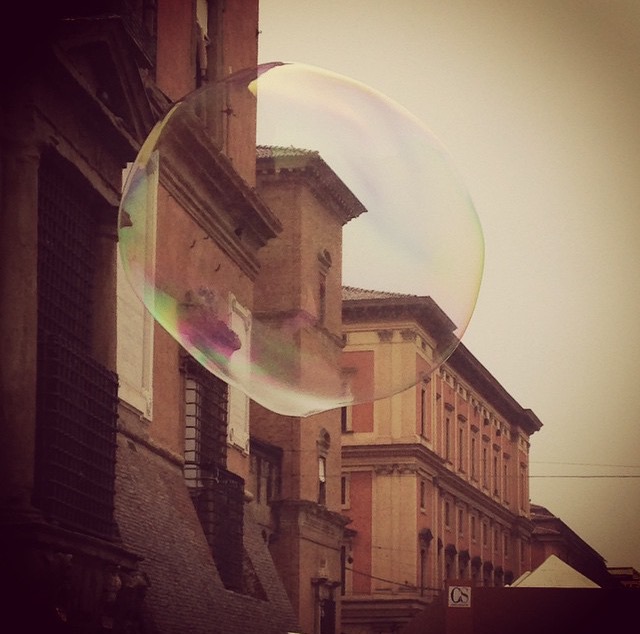 a dream like a bubble di anna_downtherabbithole