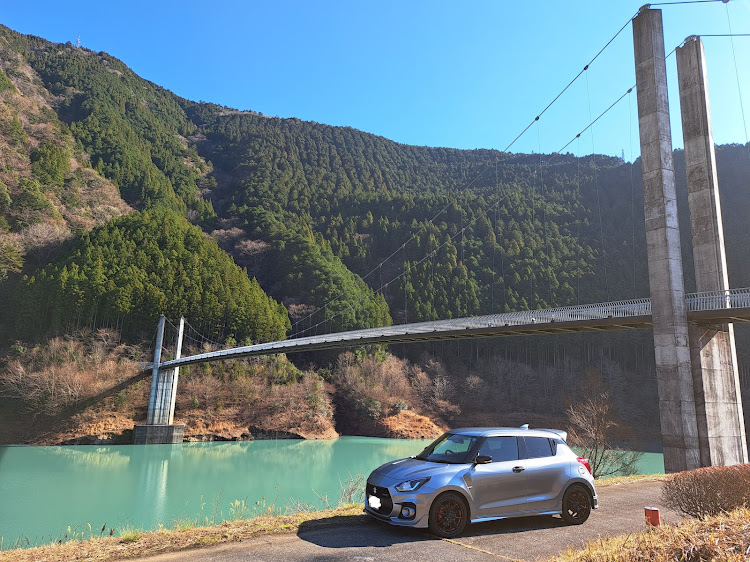 スイフトスポーツの川根・長島ダム・接阻峡・南アルプス接阻峡大吊り橋・カヌー競技場に関するカスタム事例の投稿画像16枚目