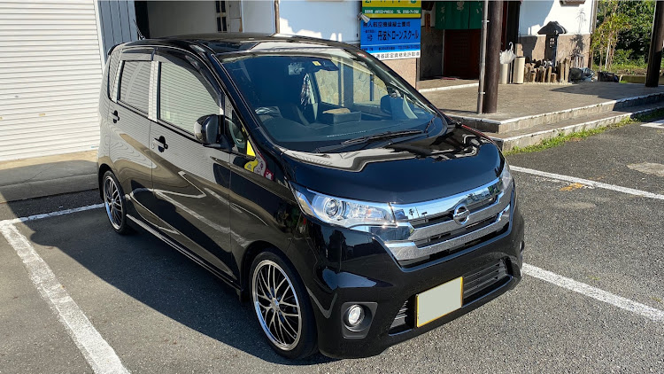 デイズハイウェイスターのフォロー大歓迎・JDM・JDM妖艶・みらまじ×JDM・友達募集に関するカスタム事例の投稿画像3枚目