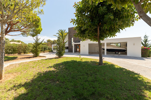 House 4