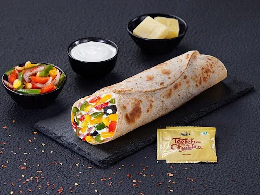 Cheesy Baked Pizza Wrap (Veg)