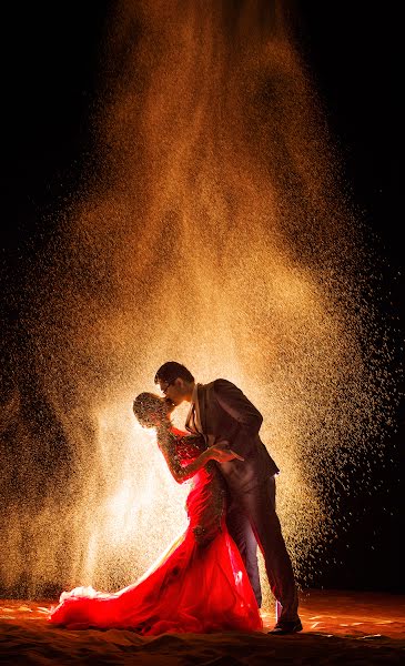 Fotógrafo de bodas Feng He (weiweiaforlove). Foto del 29 de junio 2015