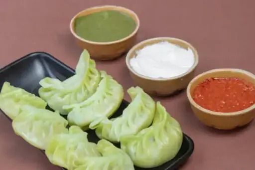 Veg Steamed Momos [5 Pieces]