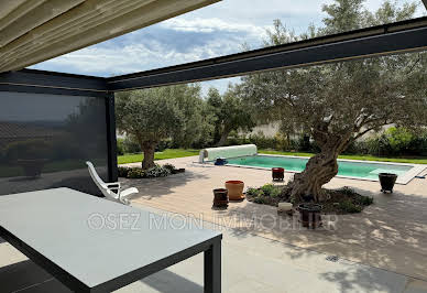 Villa with pool and garden 12