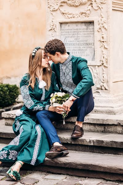 Fotografo di matrimoni Nazar Petryshak (petryshakn). Foto del 11 novembre 2019