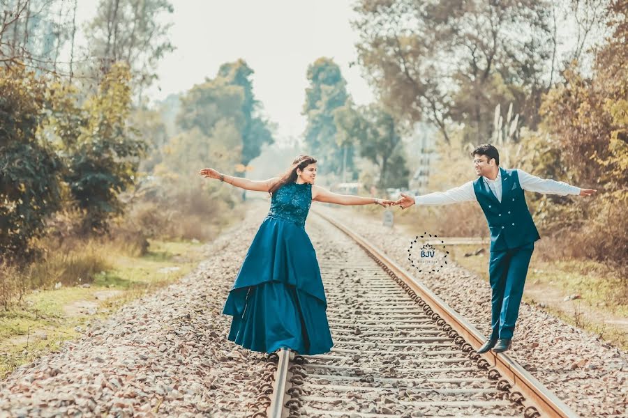 Fotografo di matrimoni Jasuja Shagun (babajivideo). Foto del 10 dicembre 2020