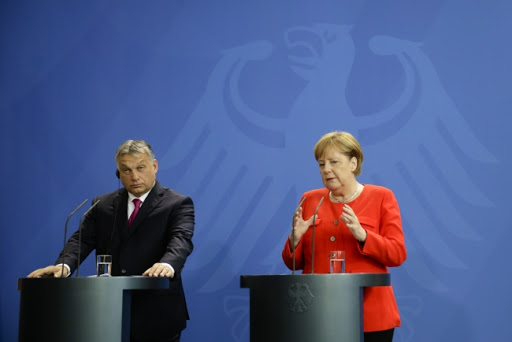 Orban i Merkel izrazili razlike oko migracija