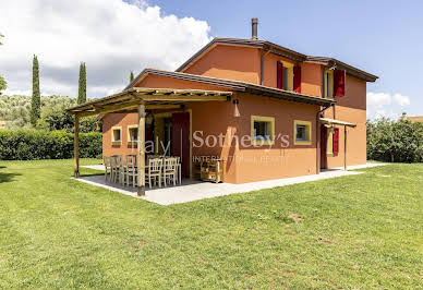 Villa with garden and terrace 2