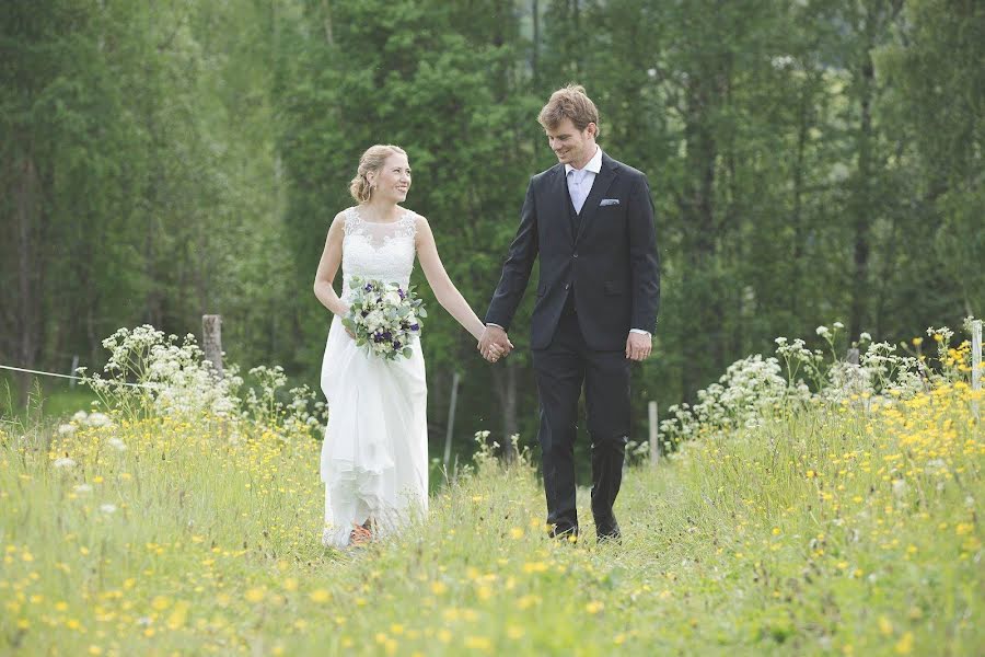 Wedding photographer Viveka Österman (osterman). Photo of 30 March 2019