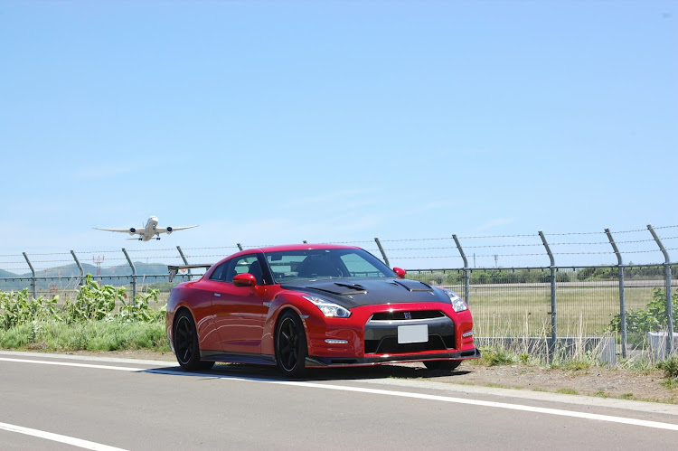 NISSAN GT-Rの恵山・飛行機コラボ・一眼練習・撮りすぎ・800連写に関するカスタム事例の投稿画像64枚目