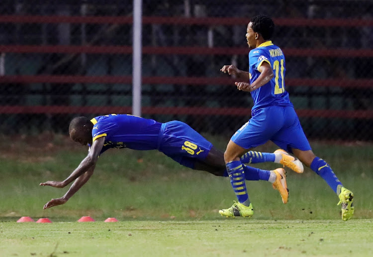 Peter Shalulile of Mamelodi Sundowns celebrates goal with teammates during the DStv Premiership 2020/21 match between lack Leopards and Mamelodi Sundowns at Thohoyandou Stadium, Venda, on 27 January 2021.