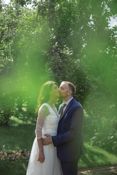 Fotógrafo de casamento Nadezhda Agapova (nadinagapova). Foto de 17 de julho 2019