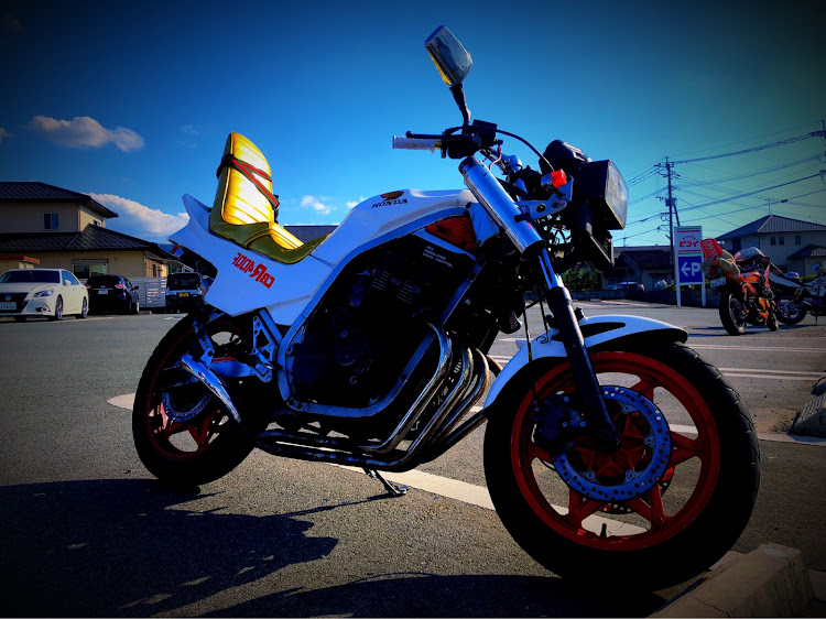ちびさんが投稿した#族車・CBR400F・ゼファー400・XJR400・#撮影に関するカスタム事例の投稿画像3枚目