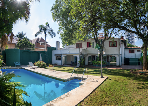 Maison avec jardin 1