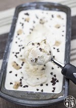 No Churn Chocolate Chip Cookie Dough Ice Cream was pinched from <a href="http://lmld.org/2015/05/15/no-churn-chocolate-chip-cookie-dough-ice-cream/" target="_blank">lmld.org.</a>