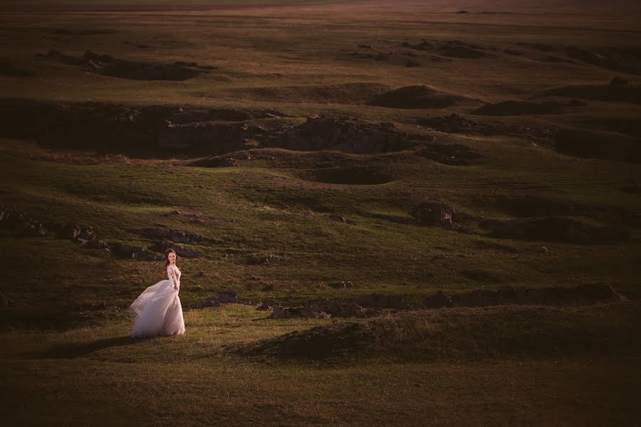 結婚式の写真家Irina Ionescu (irinaionescu)。2017 11月14日の写真