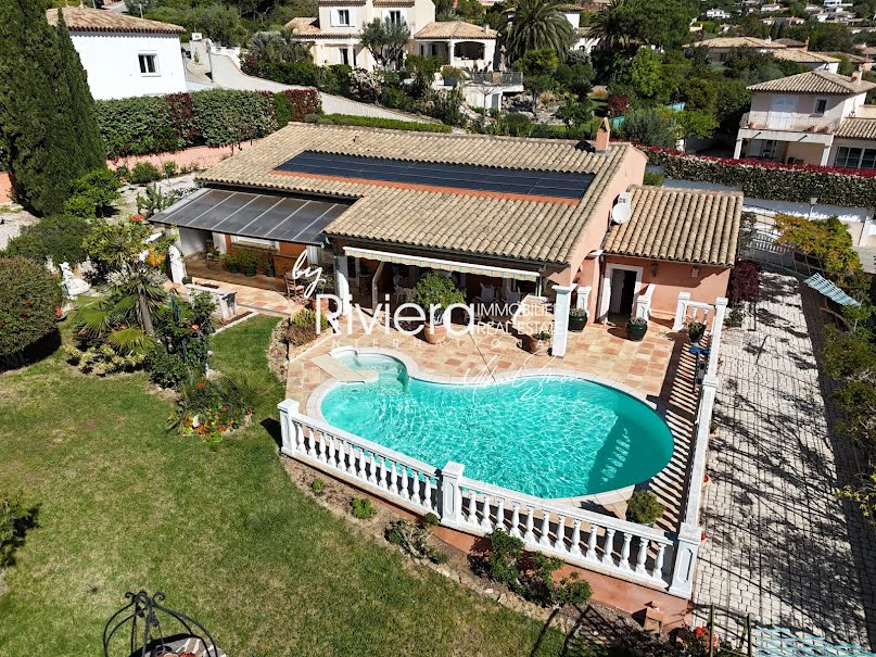 Vente villa 4 pièces 115 m² à Cavalaire-sur-Mer (83240), 870 000 €