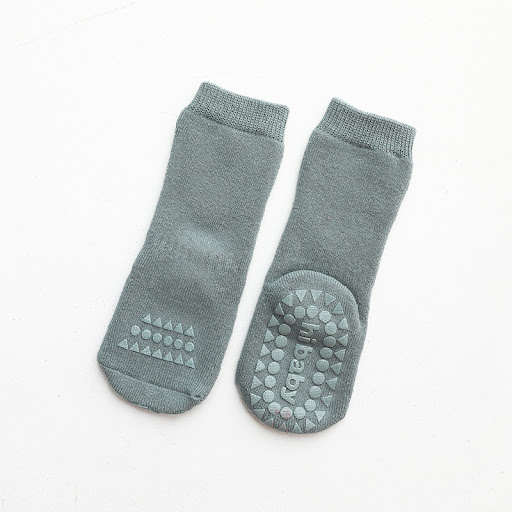 Title 3, Warm, non-slip baby floor socks with a boneless...