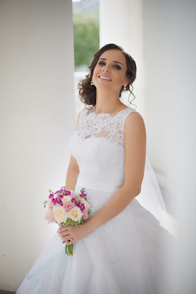 Wedding photographer Yuliya Ruseckaya (urus). Photo of 16 April 2016