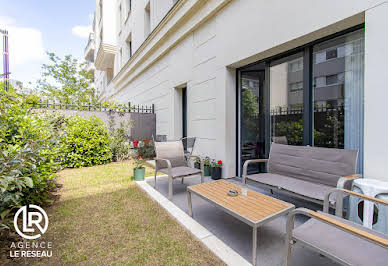 Apartment with terrace 18