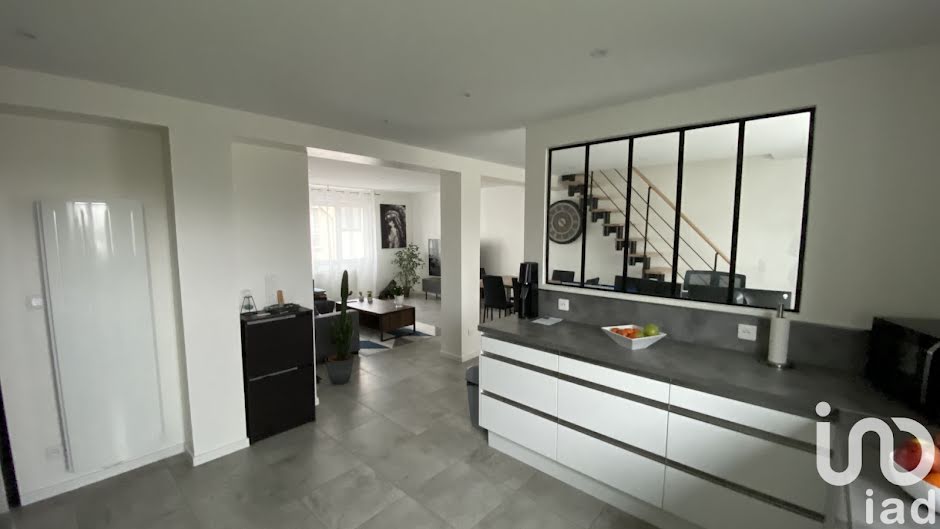 Vente duplex 3 pièces 73 m² à Reims (51100), 199 900 €