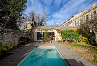 Maison avec piscine et terrasse 2