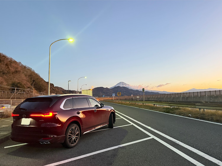 CX-80の愛車・愛車と富士山に関するカスタム事例の投稿画像1枚目