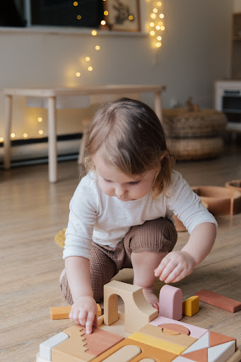 Eveil et Jeux du Jeune Enfant