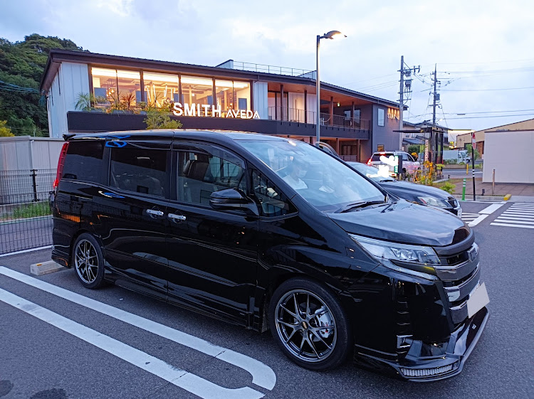 ノアの島根県・BBS RI-A・アルパインスタイル・曇り空・雨降り続くに関するカスタム事例の投稿画像1枚目