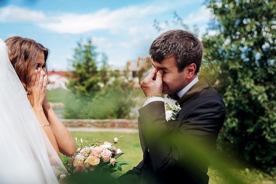 Fotografo di matrimoni Olga Shiyanova (oliachernika). Foto del 17 maggio 2017