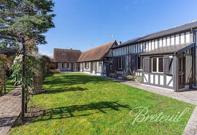 House with garden and terrace 10