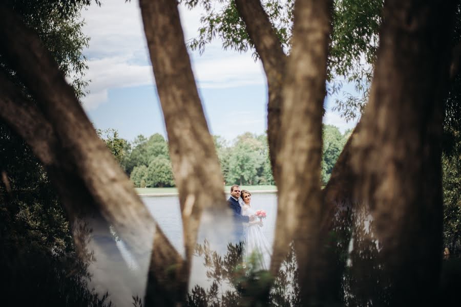 Bryllupsfotograf Olya Dolganova (dolkasun). Bilde av 31 august 2015