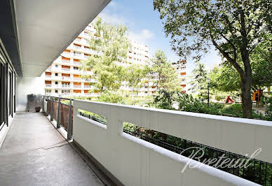 Apartment with terrace 11