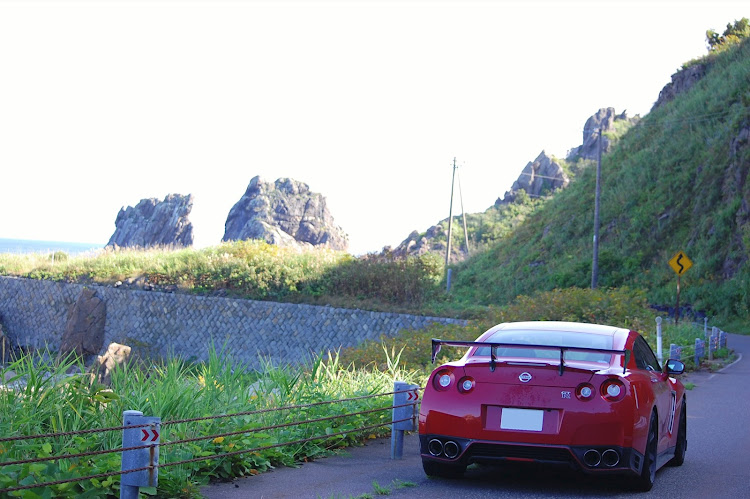 NISSAN GT-Rのシラフラ・必ず車が汚れるトンネル・乙部・太田神社・力作に関するカスタム事例の投稿画像47枚目