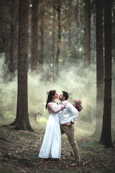 Wedding photographer Vít Černý (vitcerny). Photo of 26 April 2021