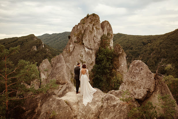 Fotógrafo de bodas Gréta Zubová (laskyplne). Foto del 9 de febrero 2023