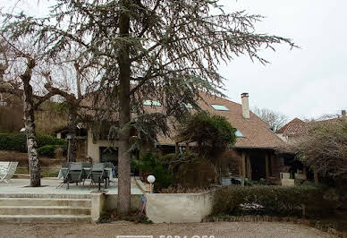 Maison avec terrasse 2