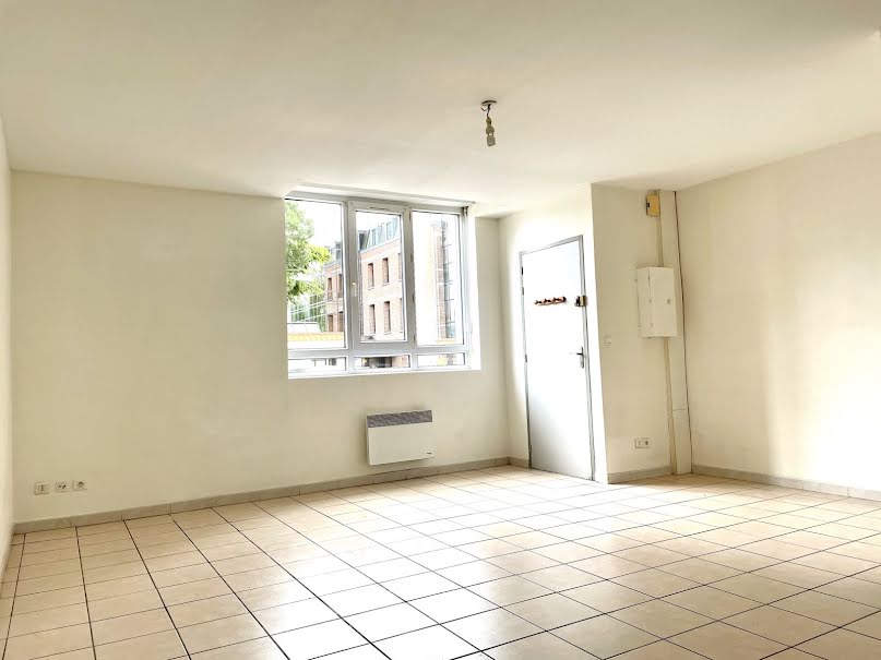 Location  appartement 1 pièce 30.67 m² à Amiens (80000), 480 €