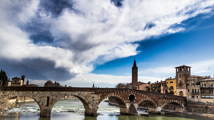 NUVOLE SU PONTE PIETRA di GIOVANNI_V